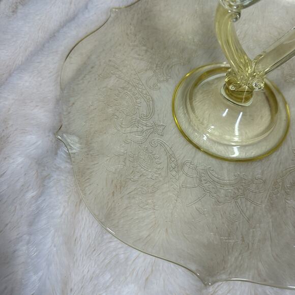 Lancaster Glass Elegant Landrum Topaz Yellow Cut Design Center Handle Tray 1932 - Picture 3 of 6